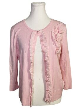 Cable & Gauge Pink Button Up Cardigan 3/4 Sleeve Flower Applique